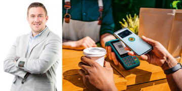 Safe and secure tips and guide during holiday travel this festive