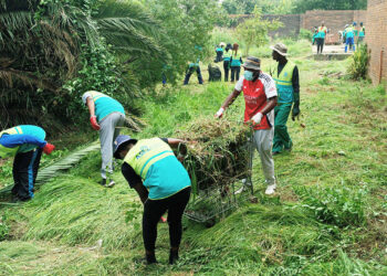 ASEZ WAO cleans Orlando Police Station
