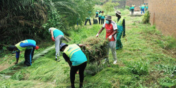 ASEZ WAO cleans Orlando Police Station