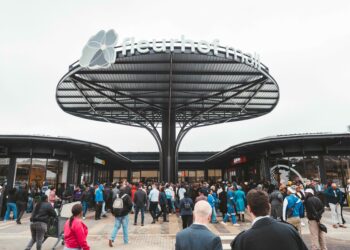 Fleurhof Mall opens