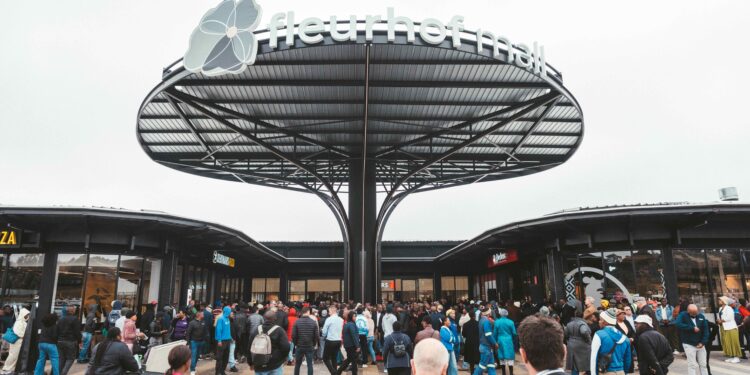 Fleurhof Mall opens